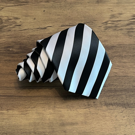 Tasker & Shaw | Luxury Menswear | Hindon