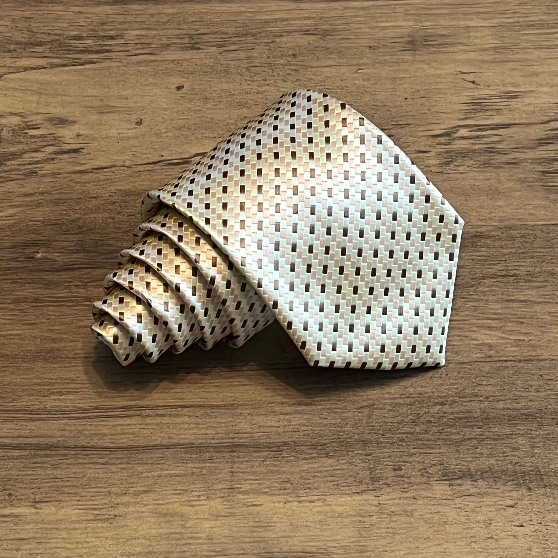 Tasker & Shaw | Luxury Menswear | Hay