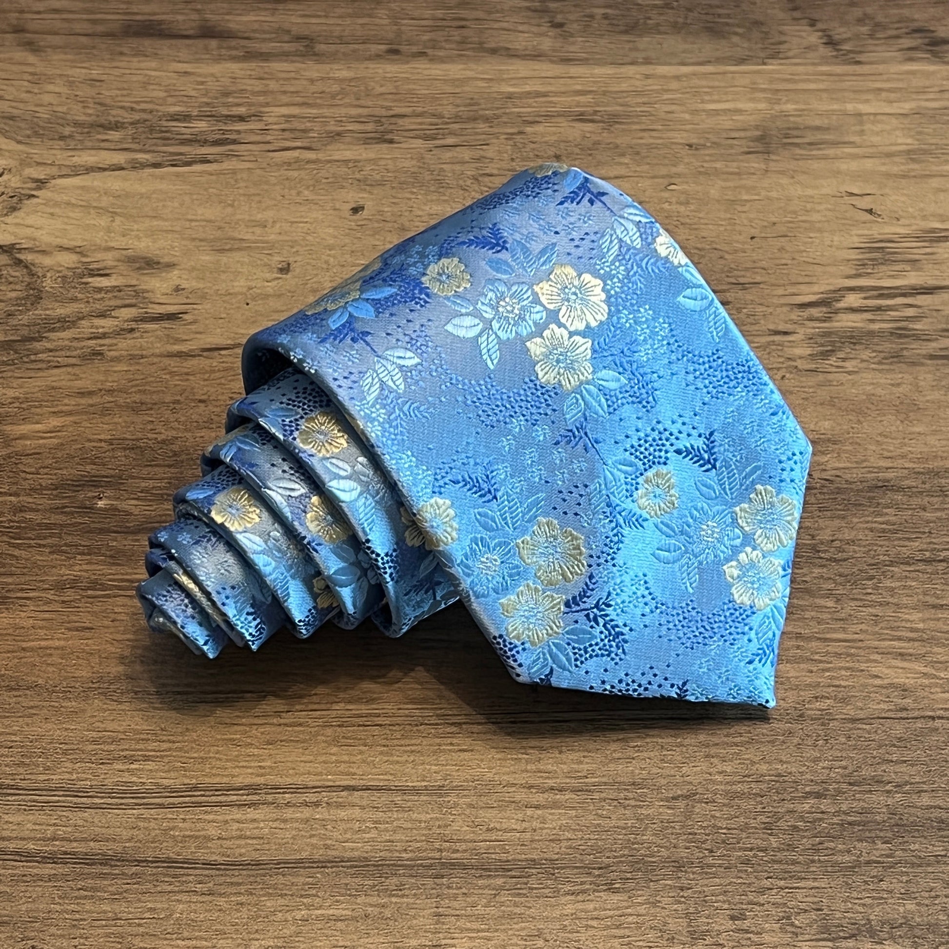 Tasker & Shaw | Luxury Menswear | Holbein (Sky Blue)