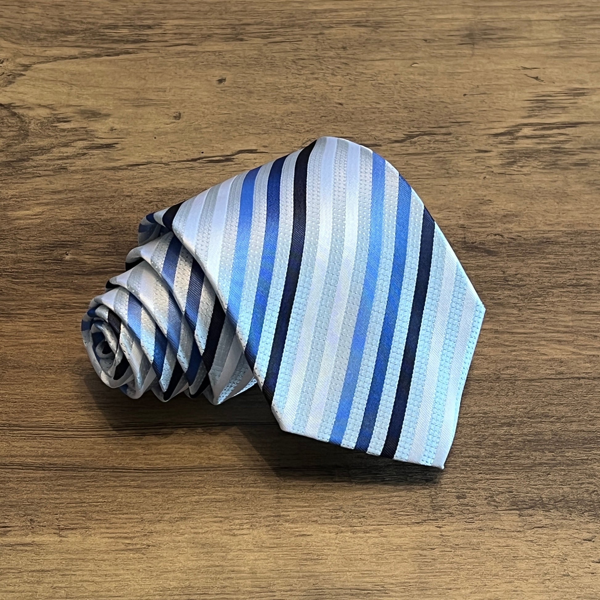 Tasker & Shaw | Luxury Menswear | Harley