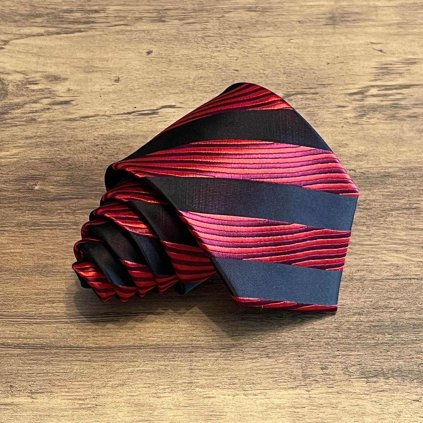 Tasker & Shaw | Luxury Menswear | Harbet