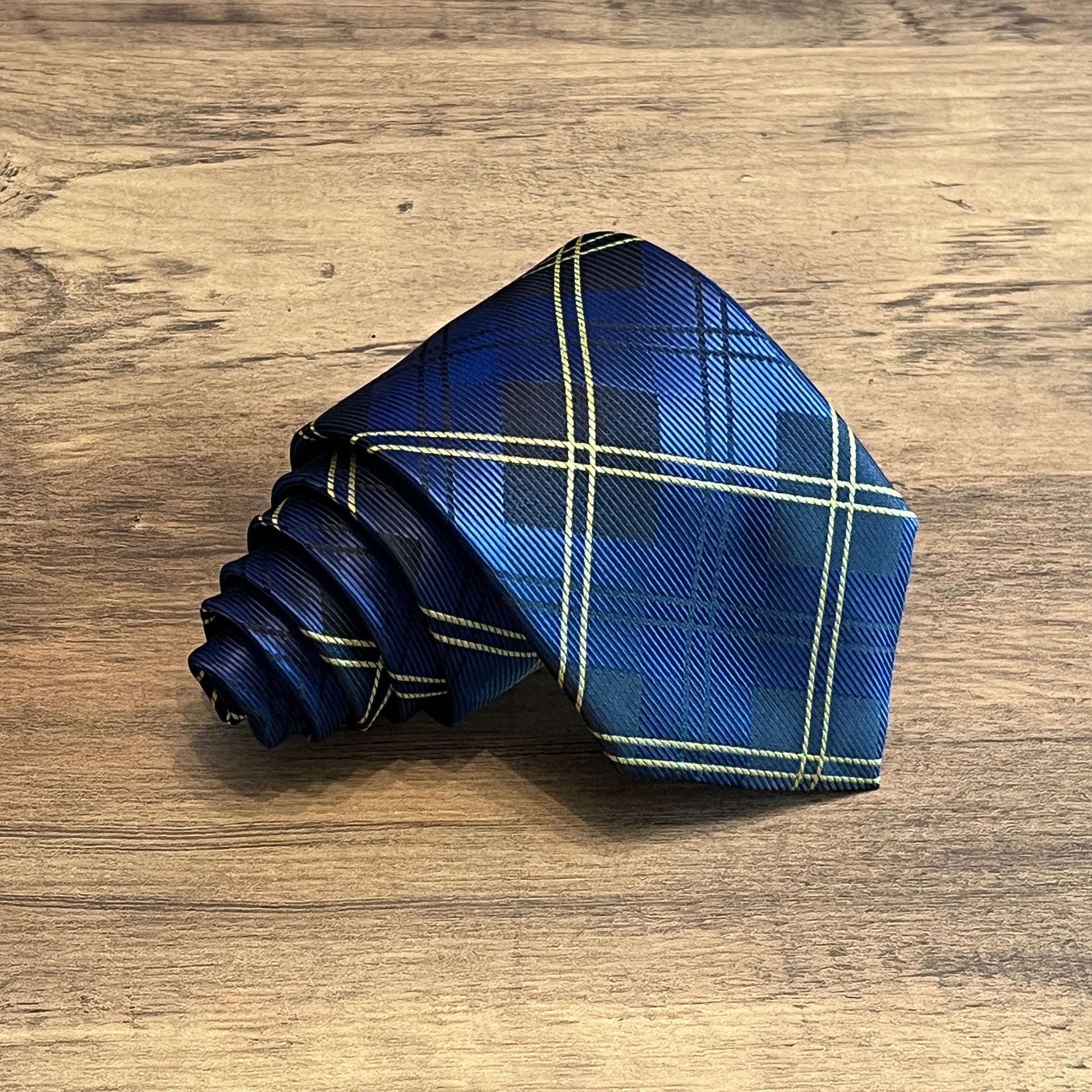 Tasker & Shaw | Luxury Menswear | Greenberry