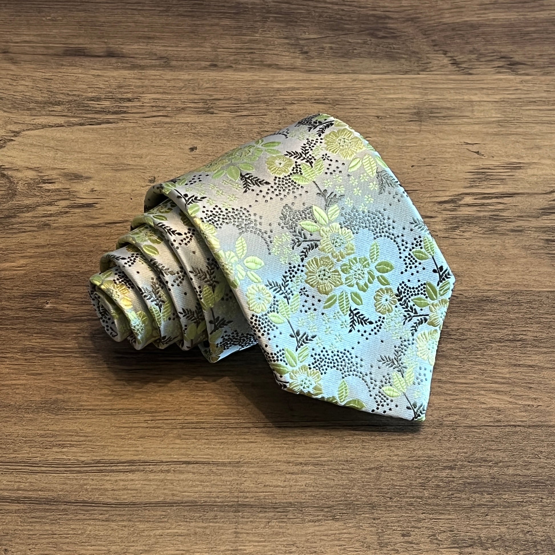 Tasker & Shaw | Luxury Menswear | Holbein (Green)