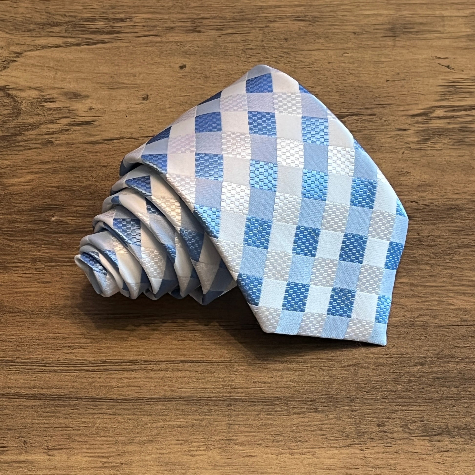 Tasker & Shaw | Luxury Menswear | Gloucester