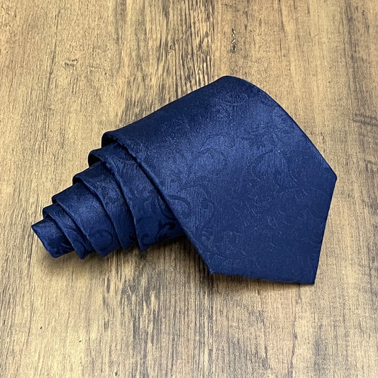 Tasker & Shaw | Luxury Menswear | Aldwych