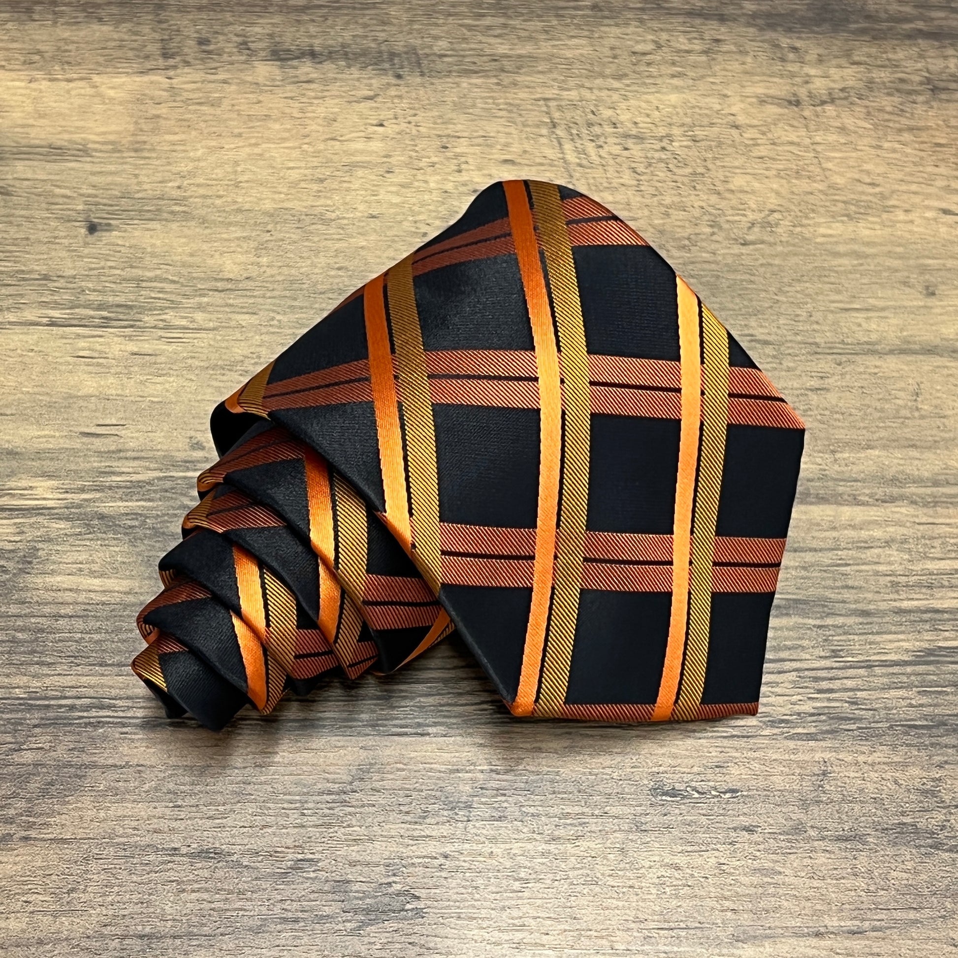 Tasker & Shaw | Luxury Menswear | Horseferry