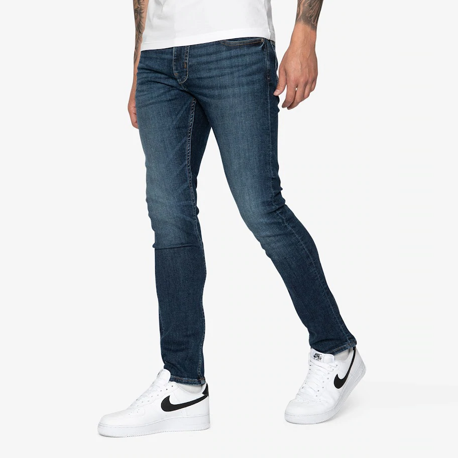 Tasker & Shaw | Luxury Menswear | Slim fit FLXTREME Flex Jeans in Dark wash