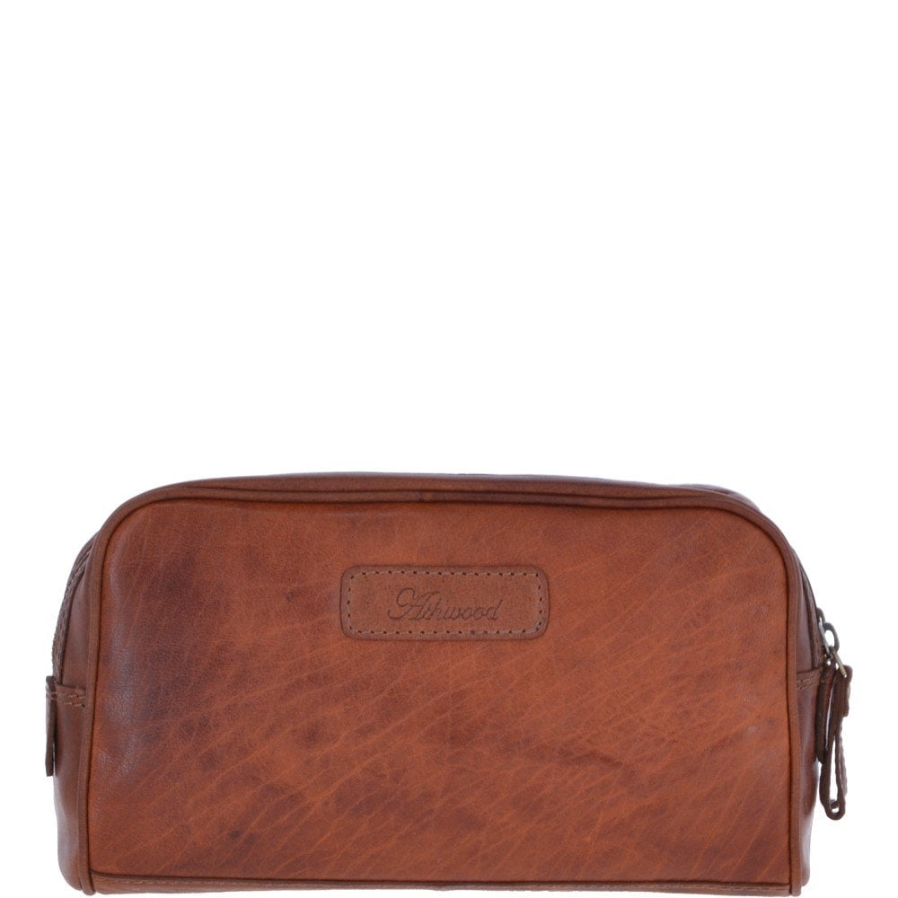 Tasker & Shaw | Luxury Menswear | Twin zip leather washbag