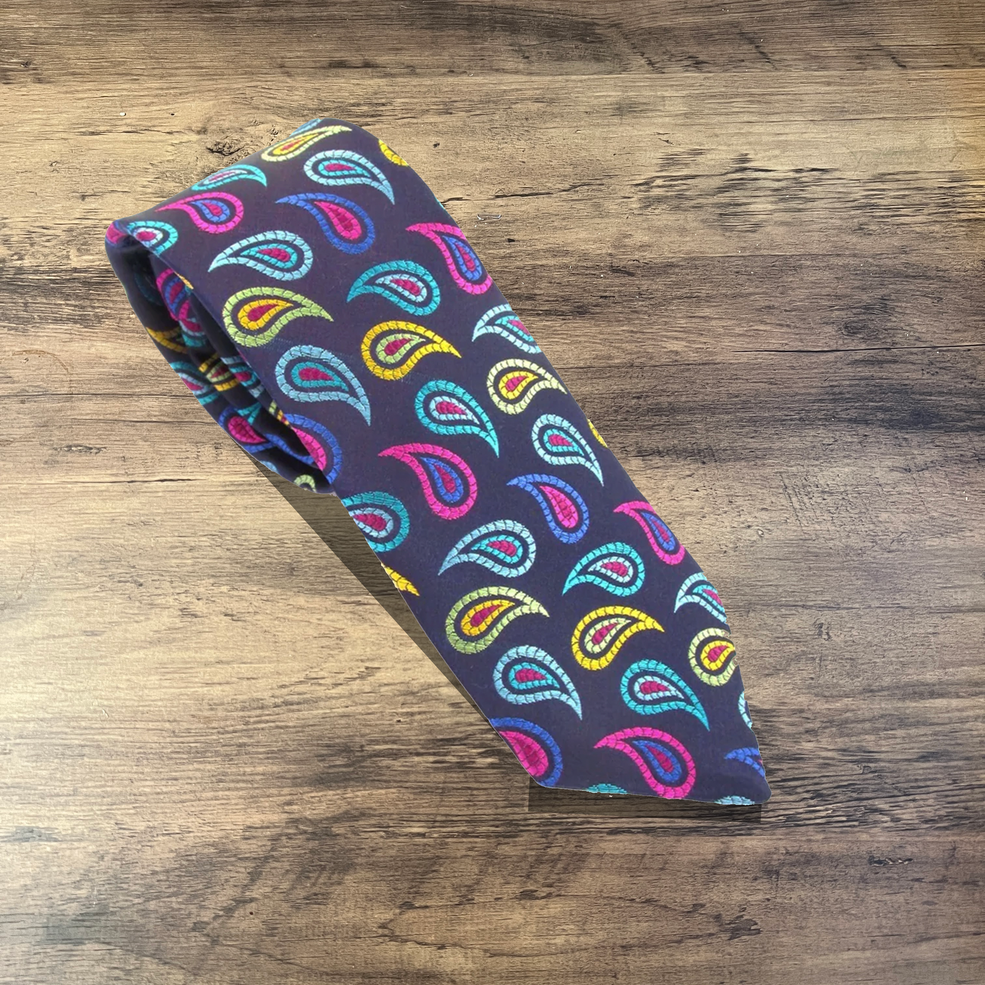 Tasker & Shaw | Luxury Menswear | Limited Edition Navy Teardrop silk tie