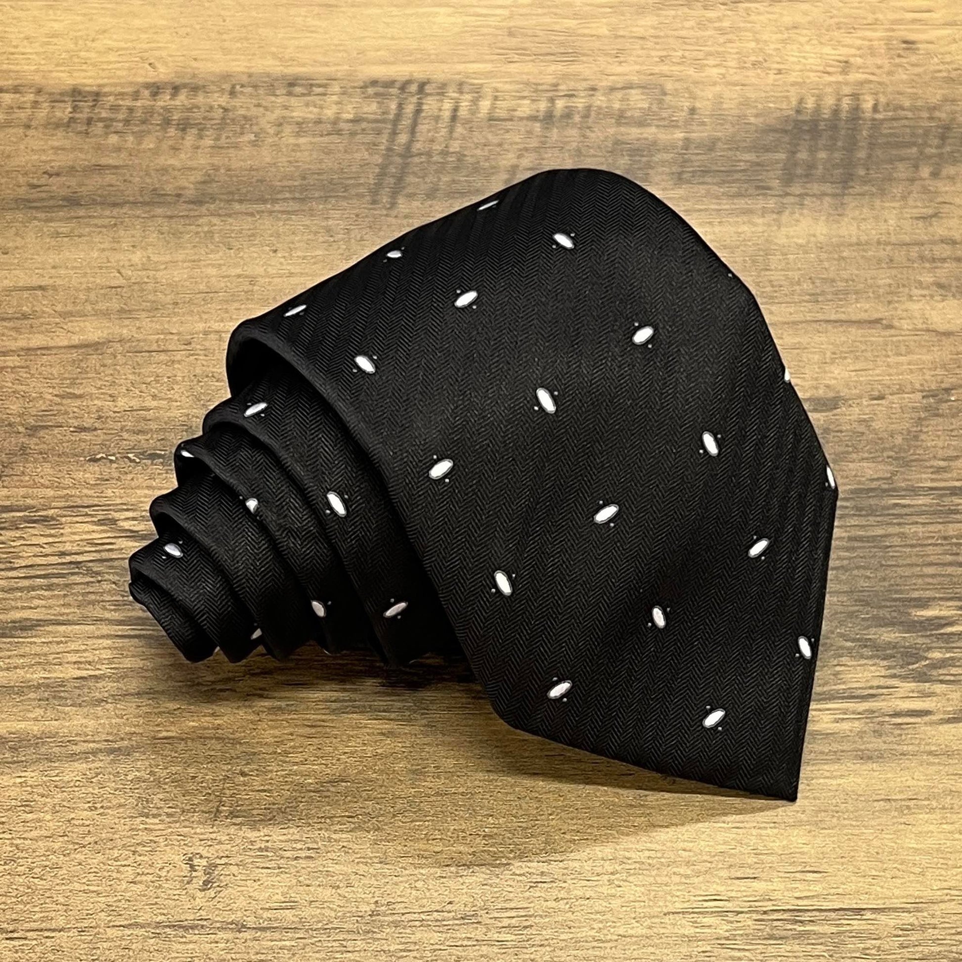 Tasker & Shaw | Luxury Menswear | Alexander