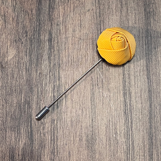 Tasker & Shaw | Luxury Menswear | Yellow textured rosebud boutonniere