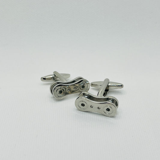 Tasker & Shaw | Luxury Menswear | Silver bike chain link cufflinks