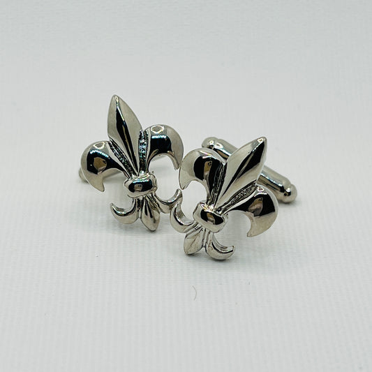 Tasker & Shaw | Luxury Menswear | Fluer de lis cufflinks